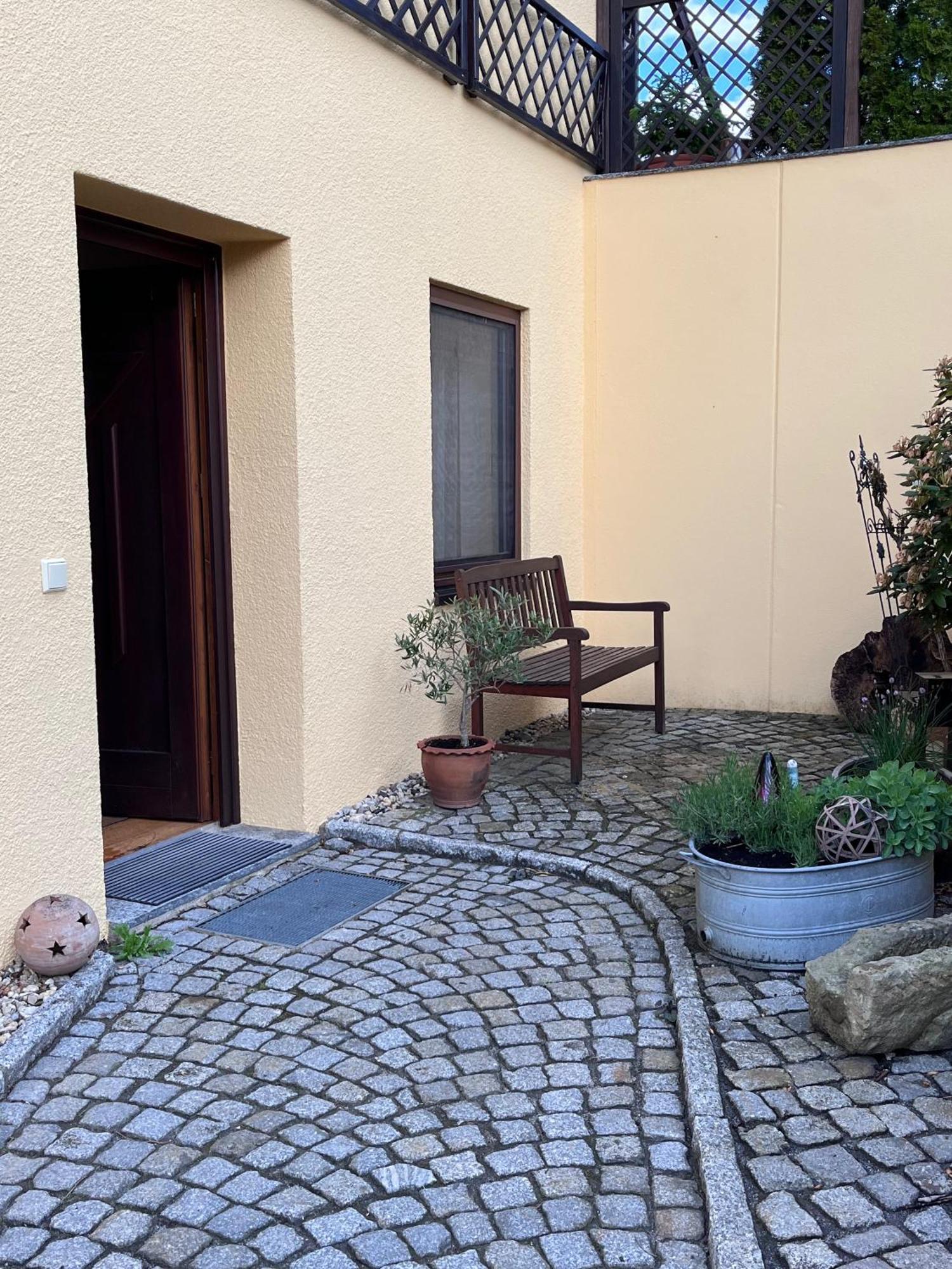 Ferienoase In Der Bierstadt Bei Dresden Apartment